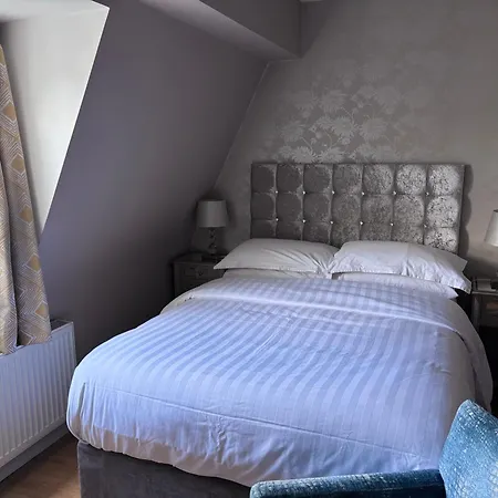 Beechwood House 4*
