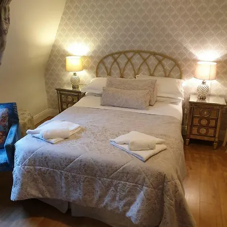 Beechwood House Bed & Breakfast